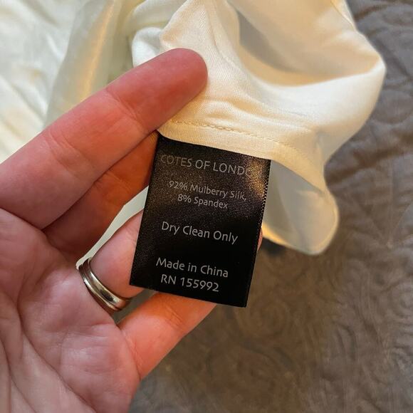 Cotes of London Temple silk blouse ivory size small nwt - Picture 8 of 11